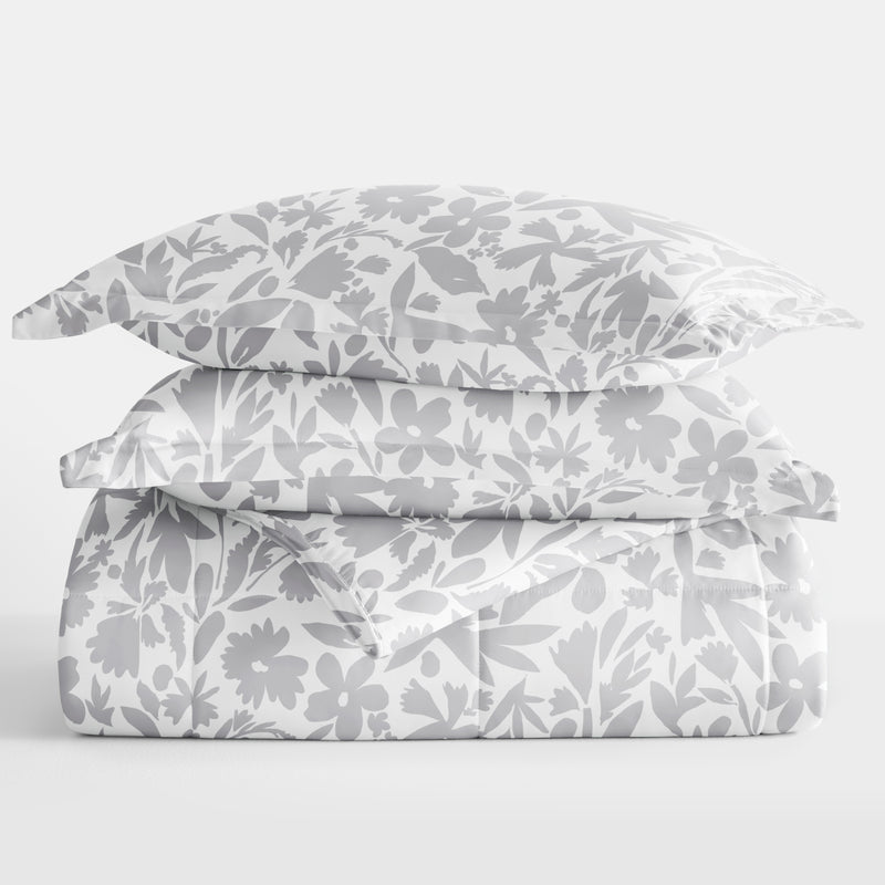 Abstract Garden Patterned Down-Alternative Comforter Set